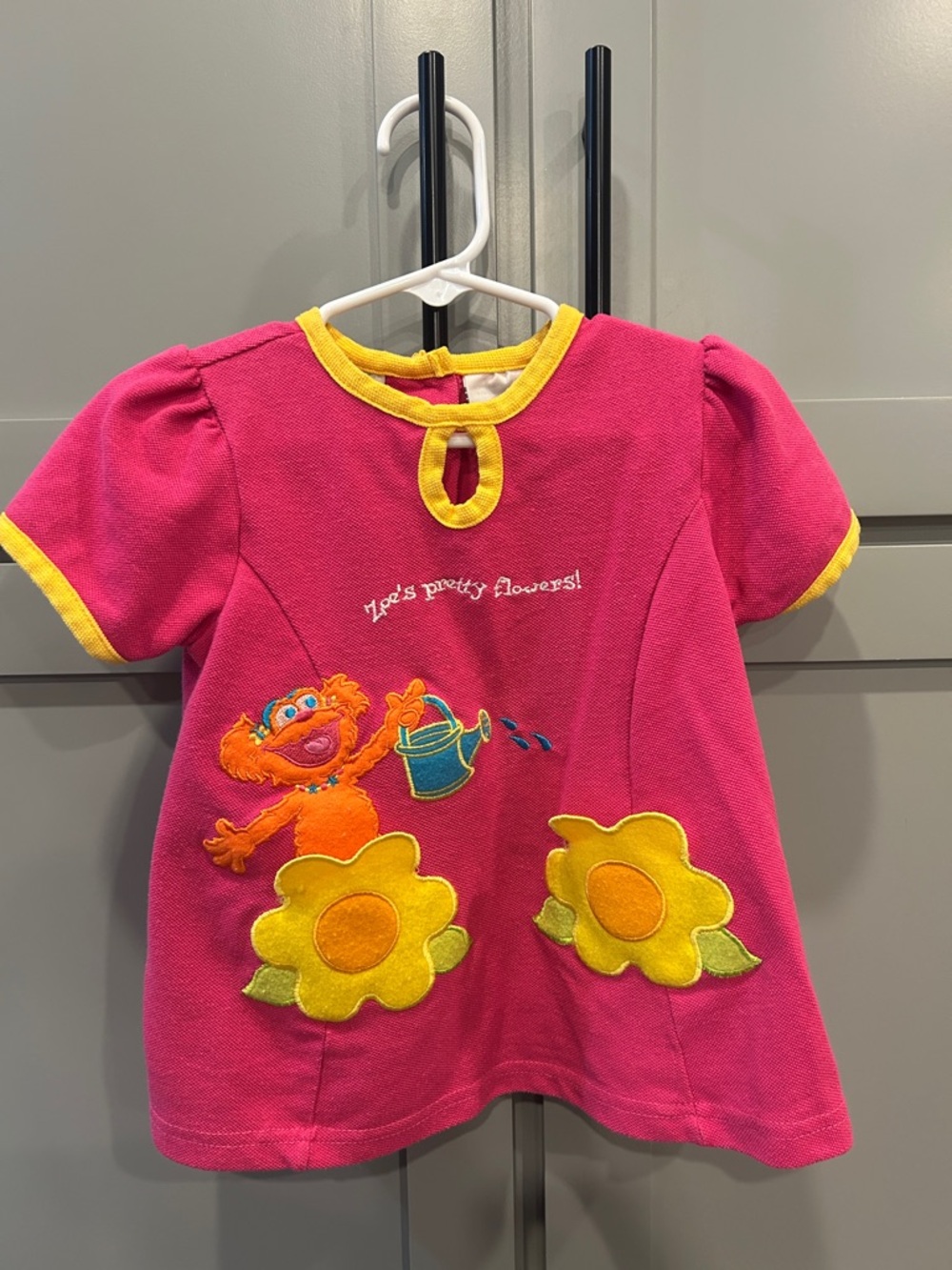 2T vintage Zoe Sesame Street shirt